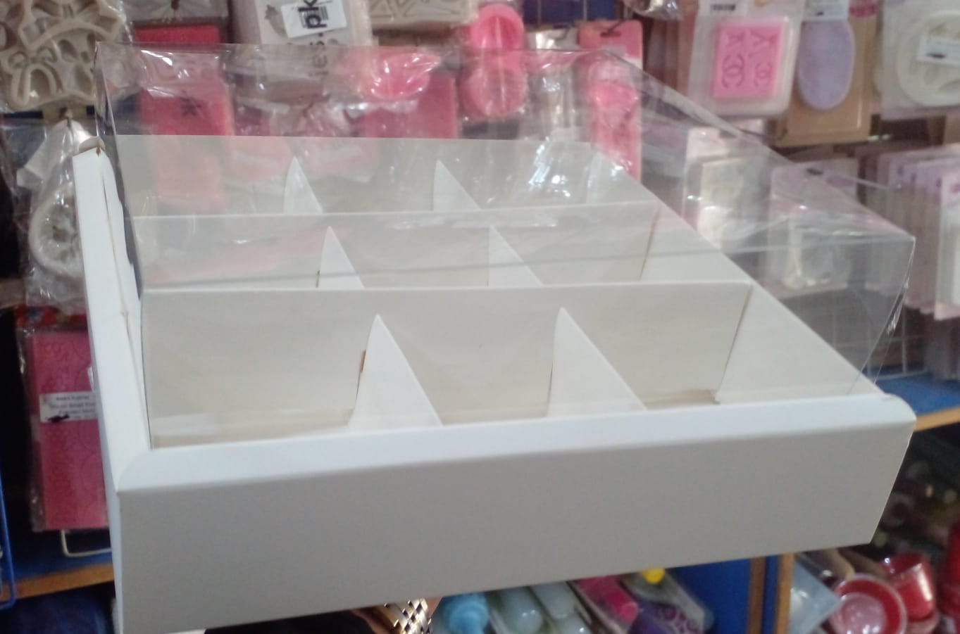 New Imported Brownie Box 9 Cavity Card Material size 9.5" X 9.5" x 2"