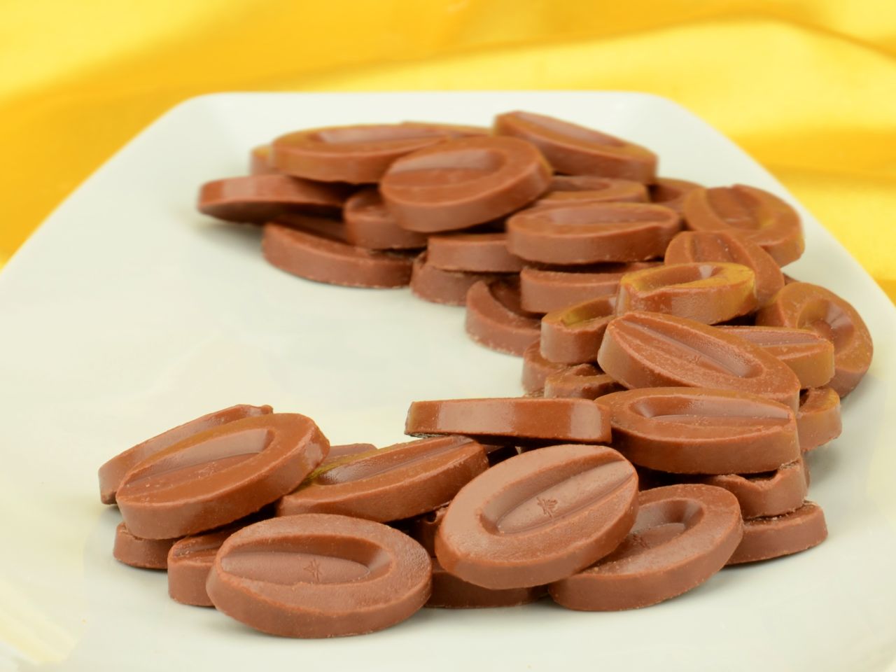 Valrhona Tropilia Lactee 29% Milk Chocolate