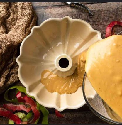 Non Stick Double Coated Bundt Pan 9.5 inches
