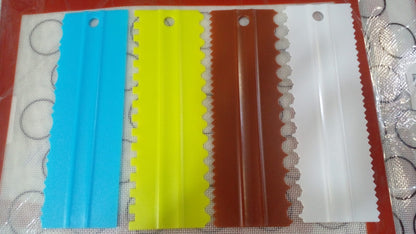Plastic Double Sided Cake Edges Icing Comb 4 Pcs Set