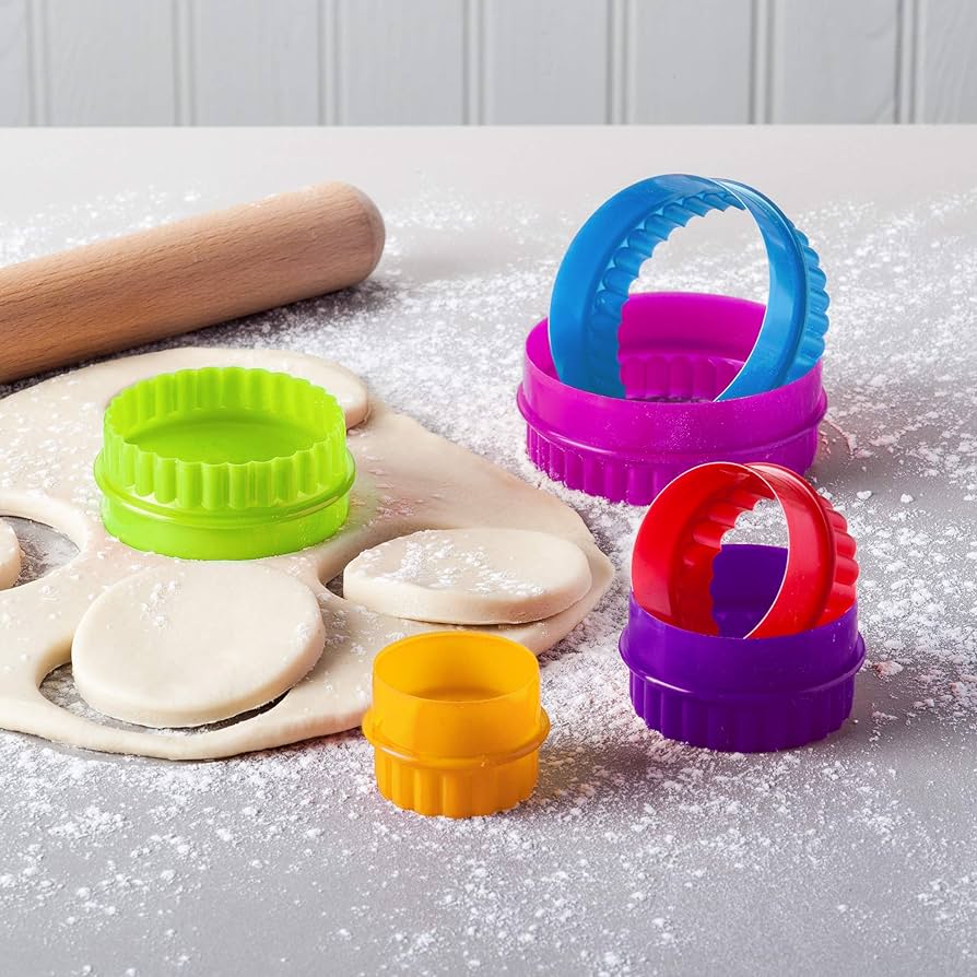 Round Pastry Cutter Plastic Multi Color 5pcs set