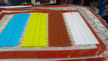 Plastic Double Sided Cake Edges Icing Comb 4 Pcs Set