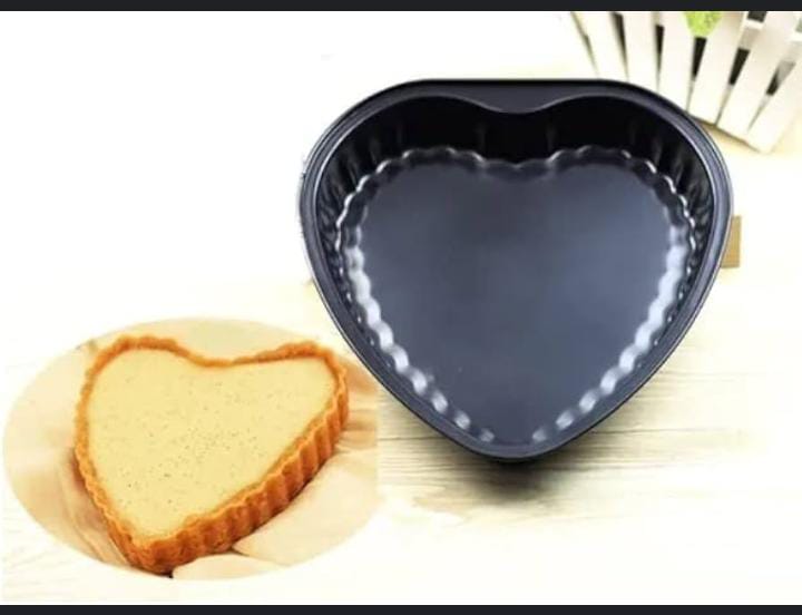 Non Stick Curve Edge Heart Pan 7inches