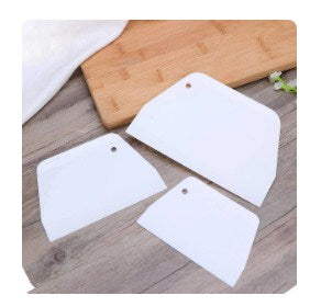 White Dough Plastic Scrapper 3pcs Set