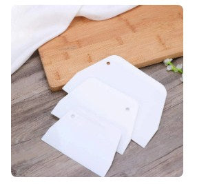 White Dough Plastic Scrapper 3pcs Set