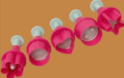 Pink Small Multi Shapes Plunger Cutter Set