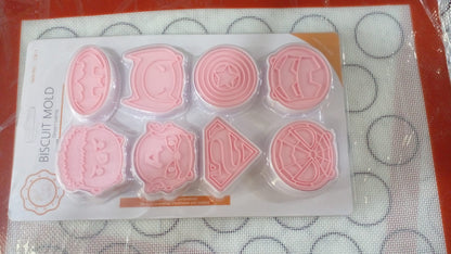 Super Hero  Fondant & Cookie Cutter 8pcs Set