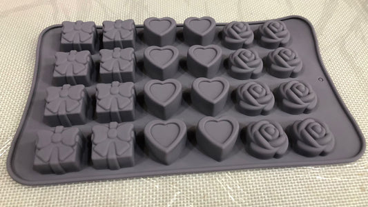 Silicone Gift Heart & Rose Chocolate Mold 24 Cavity