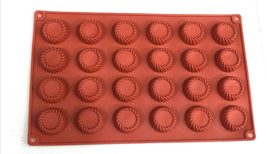 Silicone Round Swirl Tray 24 Cavity