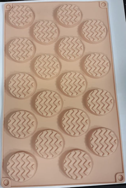 Silicon 18 Cavity Mini Wavy Disk Chocolate Mold