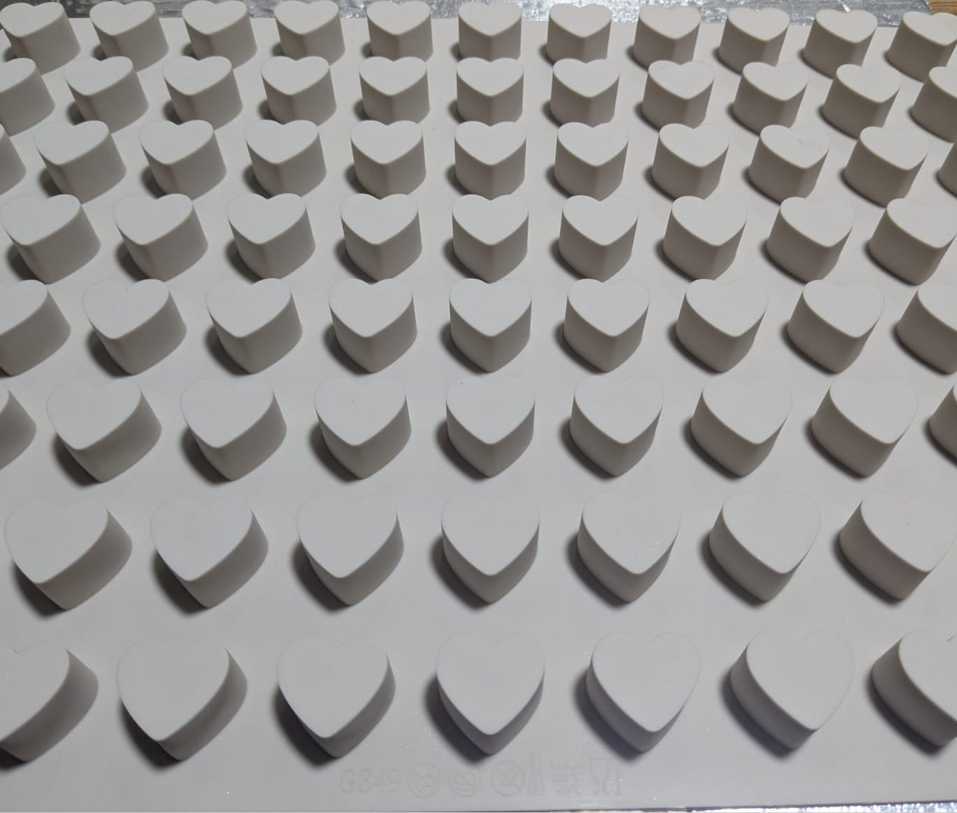 Commercial Silicon 88 Cavity Heart Chocolate Mold