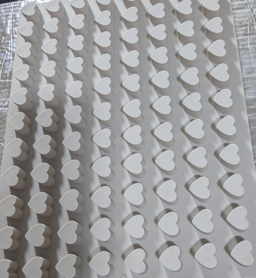 Commercial Silicon 88 Cavity Heart Chocolate Mold