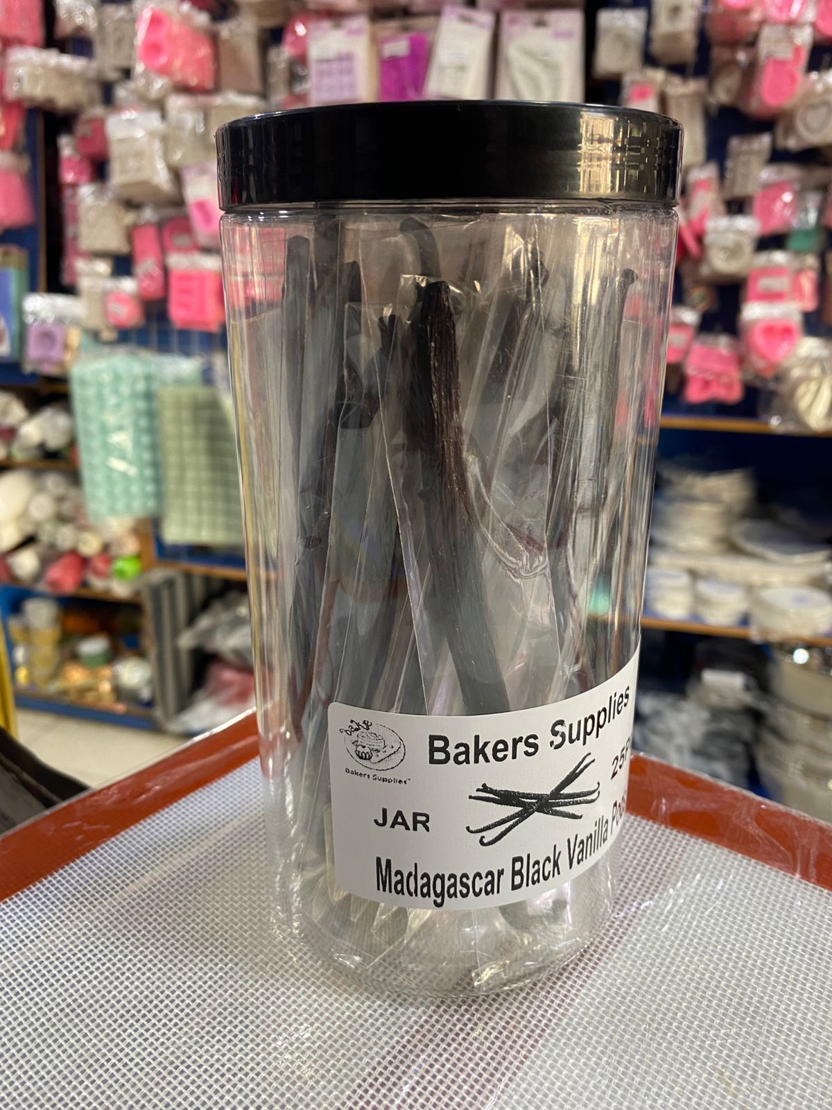 Madagascar Black Vanilla Pods 25pc Pack Jar