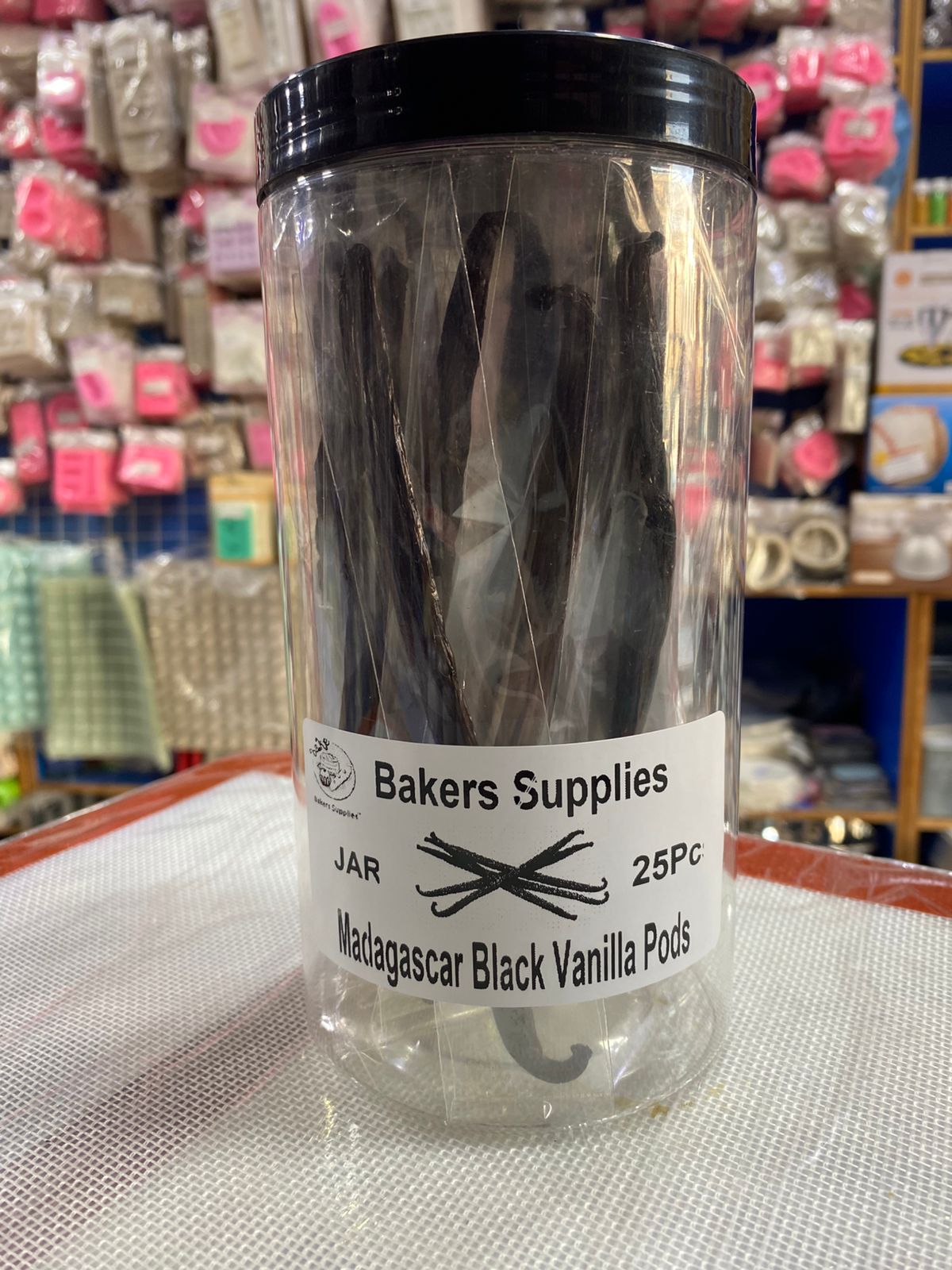 Madagascar Black Vanilla Pods 25pc Pack Jar