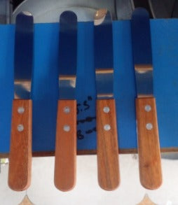 4 Inch Palette Knife Wood Handle