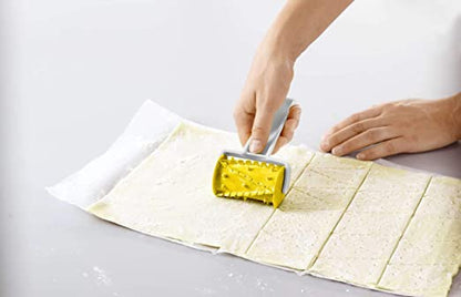 Plastic Nacho Roller