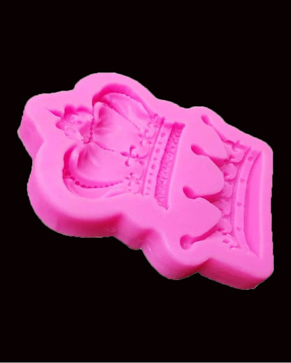 SILICON CROWNS FROM PRINCESS QUEEN FONDANT MOLD
