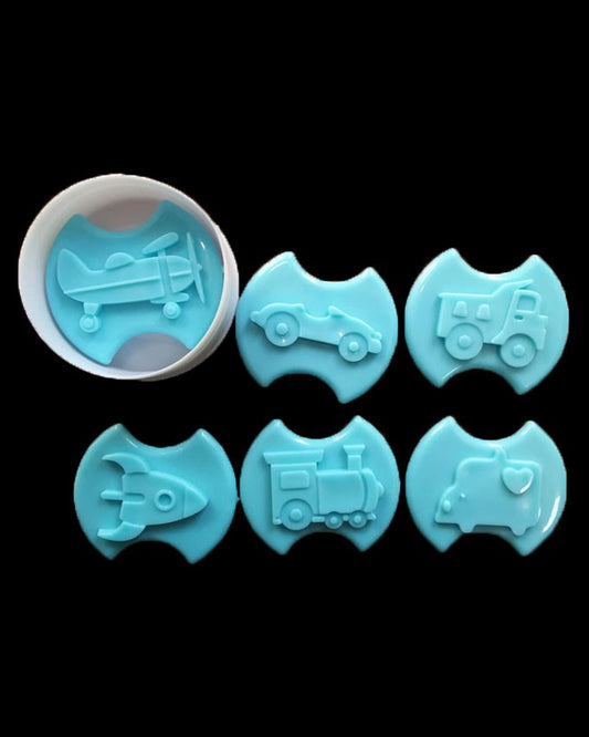 BLUE GAME BOY PLUNGER FONDANT CUTTER